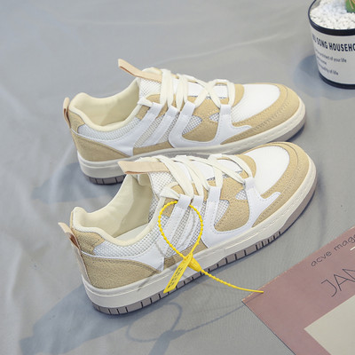 Sieviešu sporta kedas ar šņorēm un plakanu zoli - trīs krāsas