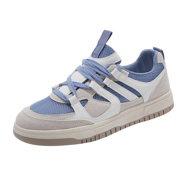 Sieviešu sporta kedas ar šņorēm un plakanu zoli - trīs krāsas