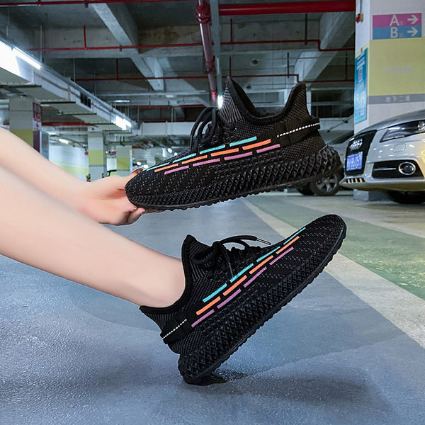 Sporta un ikdienas tekstila kedas sievietēm