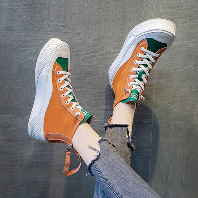 Kõrge mudeliga naiste tossud ökonahast