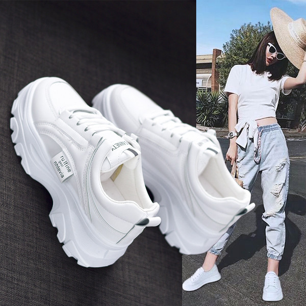 Kareda talla ja paeltega naiste vabaaja tossud