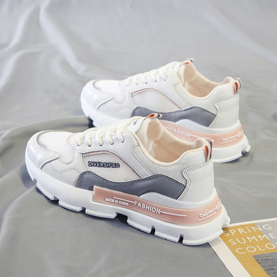 Jauns sieviešu kedu modelis ar mežģīnēm vairākās krāsās