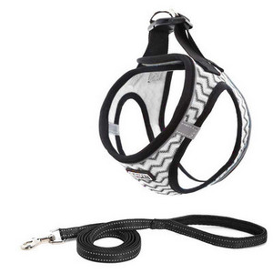 Нагръдник за котка в няколко цвята