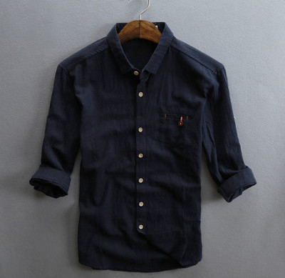 Naujo modelio vyriški marškiniai iš lengvo audinio ilgomis rankovėmis ir sagomis