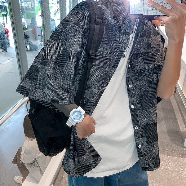 Ежедневна мъжка риза  с класическа яка и джоб