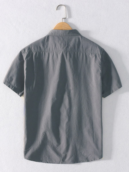Мъжка едноцветна риза с къс ръкав и класическа яка 