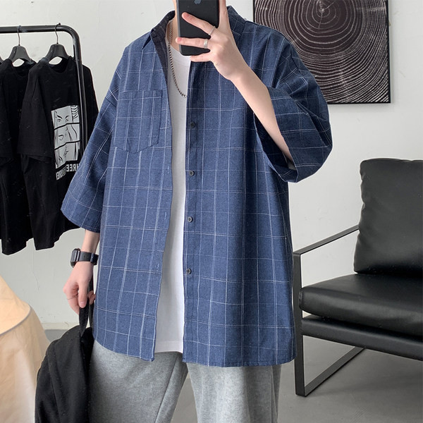 Мъжка карирана риза с къс ръкав и копчета