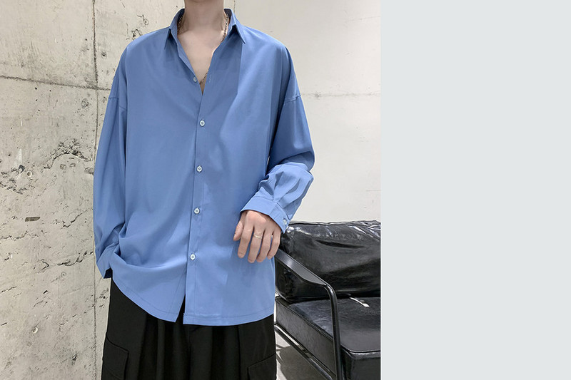 Мъжка сатенена риза с дълъг ръкав и копчета 