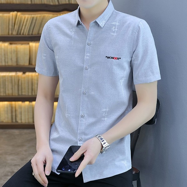 Лятна мъжка риза с цветен бродиран надпис