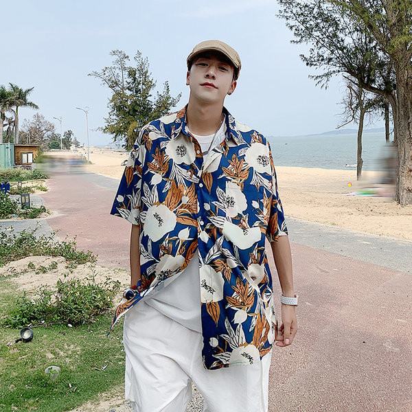 Мъжка риза с къси ръкави в хавайски стил