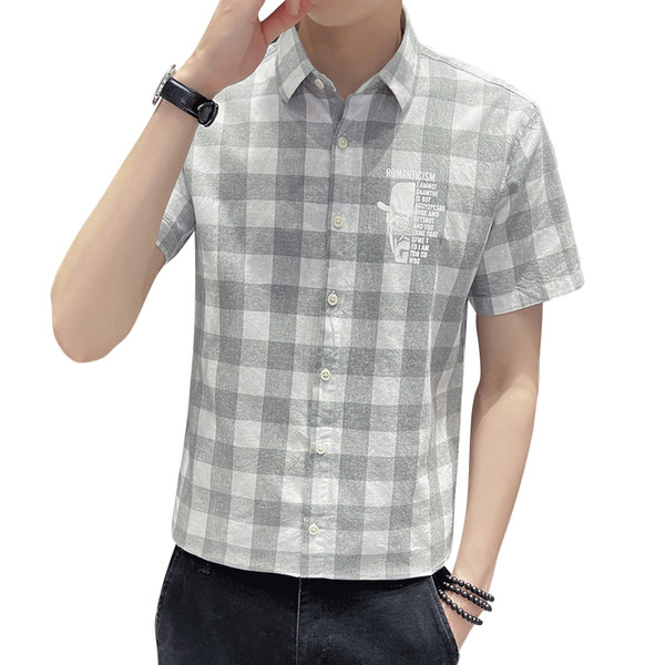 Карирана мъжка риза с апликация и къс ръкав