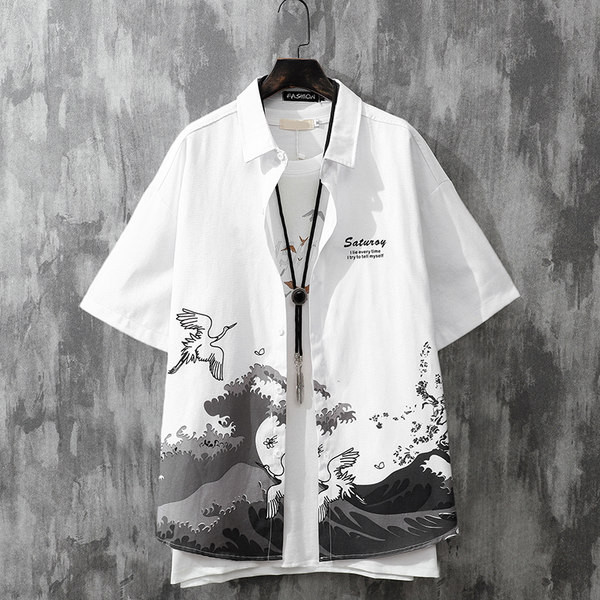 Мъжка риза с класическа яка с копчета в черен и бял цвят 