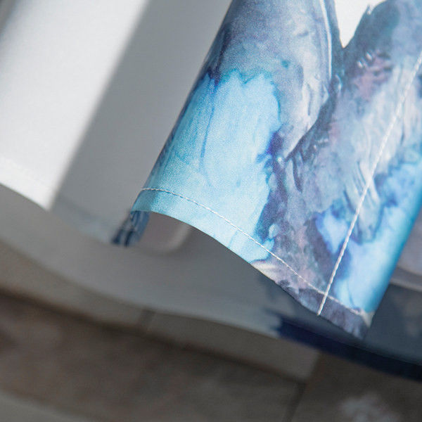 Широка мъжка риза с класическа яка и къс ръкав