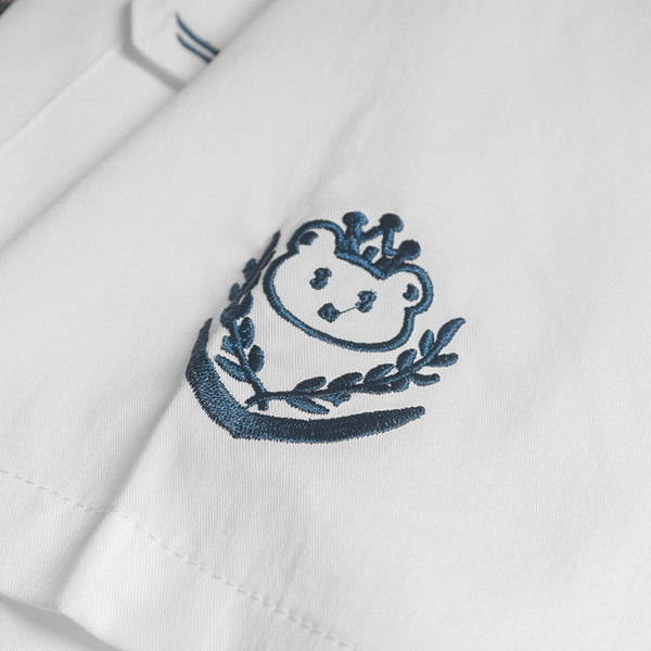 Мъжка риза с класическа яка в бял цвят 