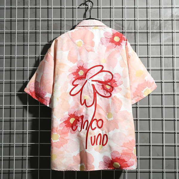 Мъжка ежедневна  риза с копчета и флорален десен 