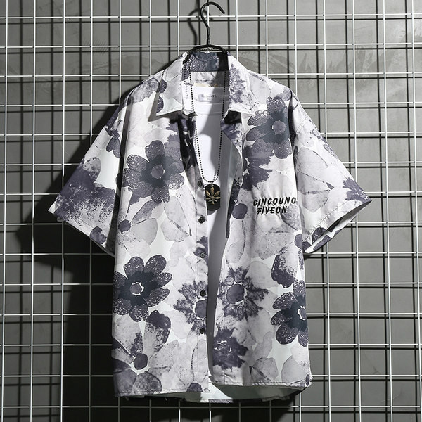 Мъжка ежедневна  риза с копчета и флорален десен 