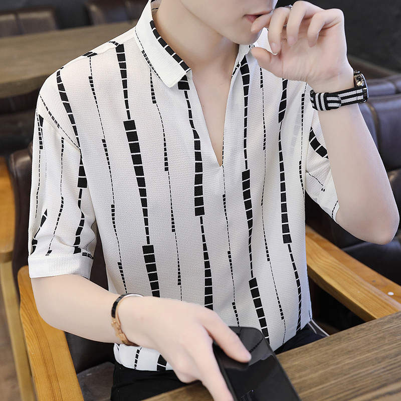 Нов модел лятна риза с шпиц деколте