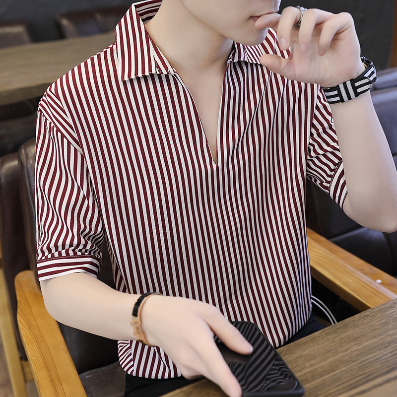 Нов модел лятна риза с шпиц деколте