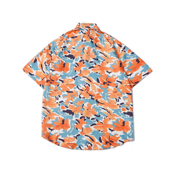 Ежедневна мъжка риза с копчета и флорален десен 