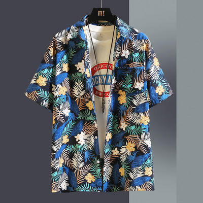 Лятна мъжка риза с флорални мотиви  джоб и копчета 