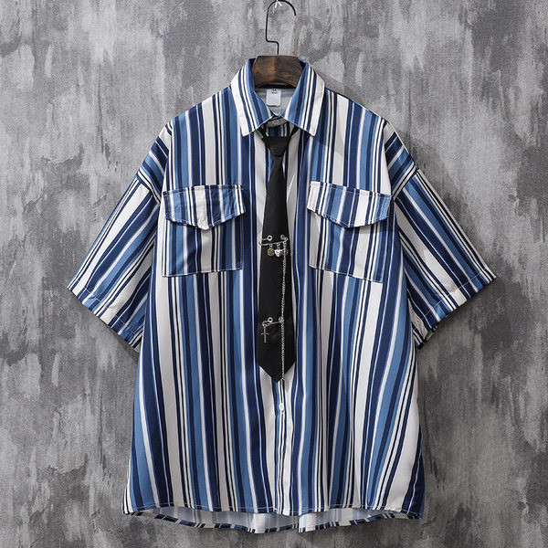 Мъжка раирана риза с джобове и класическа яка в син цвят 