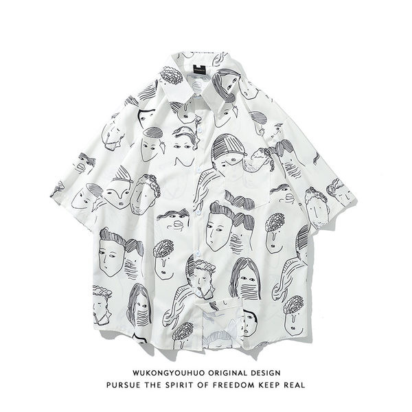 Свободен модел мъжка риза с апликация и къс ръкав