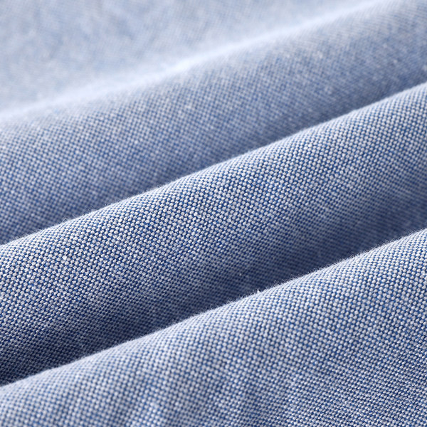 Памучна едноцветна риза с къс ръкав и копчета