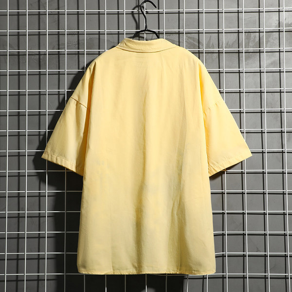 Ежедневна мъжка риза с класическа яка и  копчета 