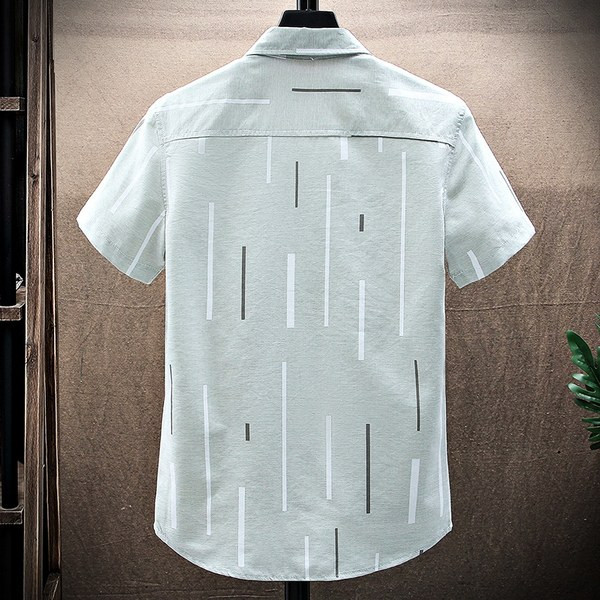 Лятна мъжка риза с къс ръкав и класическа яка