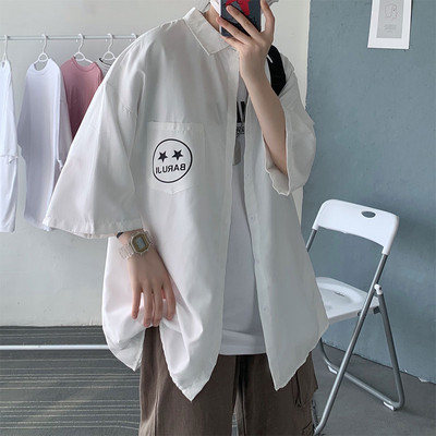 Мъжка риза широк модел с апликация и копчета -класическа яка 