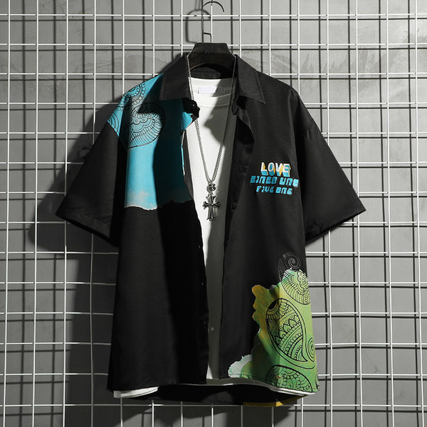 Мъжка риза с копчета и класическа яка в бял и черен цвят 