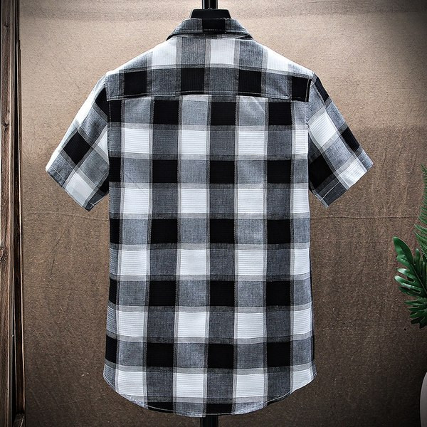 Ежедневна карирана мъжка риза с класическа яка и къс ръкав