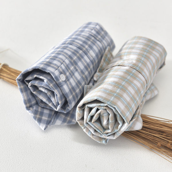 Лятна карирана риза с джоб и къс ръкав