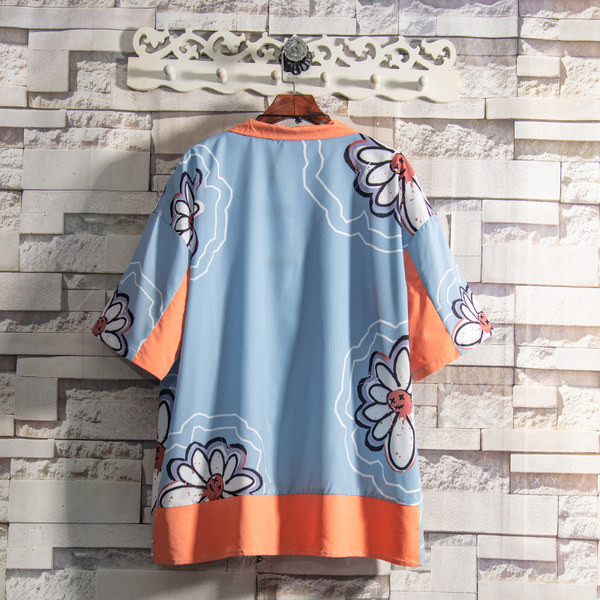 Мъжка ежедневна риза с флорални мотиви и къс ръкав