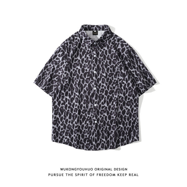 Мъжка риза с леопардов принт и къс ръкав
