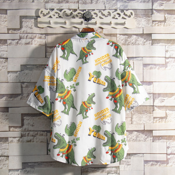 Мъжка риза с класическа яка и апликации