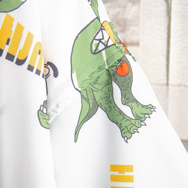 Мъжка риза с класическа яка и апликации