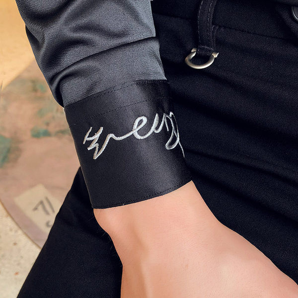 Мъжка сатенена риза с копчета и класическа яка 