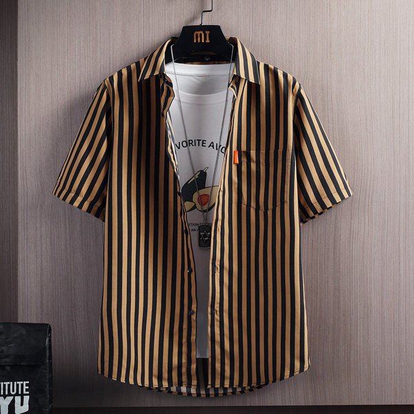 Мъжка риза на райета с къс ръкав джоб и копчета 