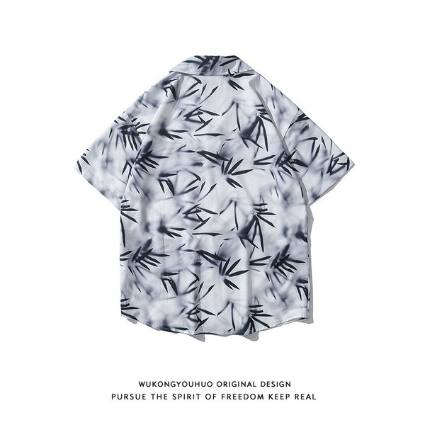 Мъжка риза  с класическа яка в черно-бял цвят