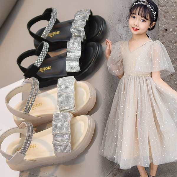 Детски лъскави сандали с камъни и равна подметка