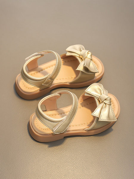 Модерни детски сандали от еко кожа с панделка и велкро закопчаване