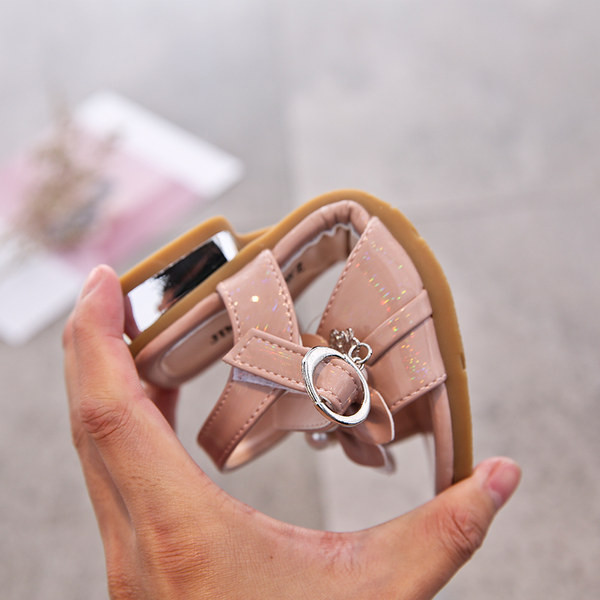 Модерни детски сандали от еко кожа с перли за момичета