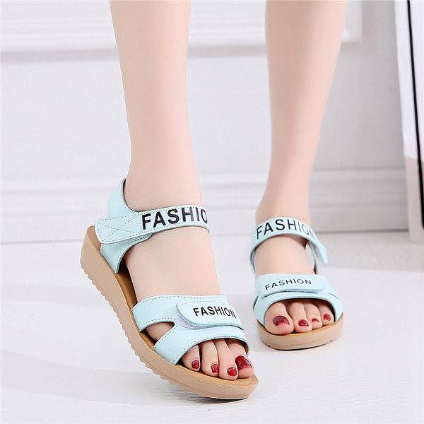 Vasaras sandales no eko ādas ar uzrakstiem meitenēm