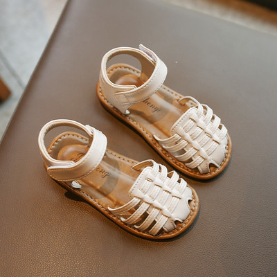 Bērnu sandales ar velcro aizdari no eko ādas un plakanu zoli