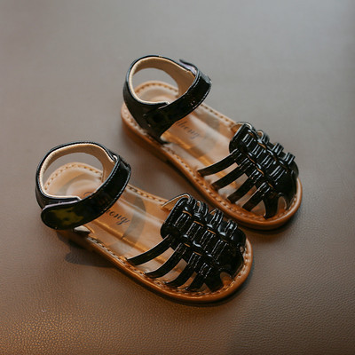 Bērnu sandales ar velcro aizdari no eko ādas un plakanu zoli