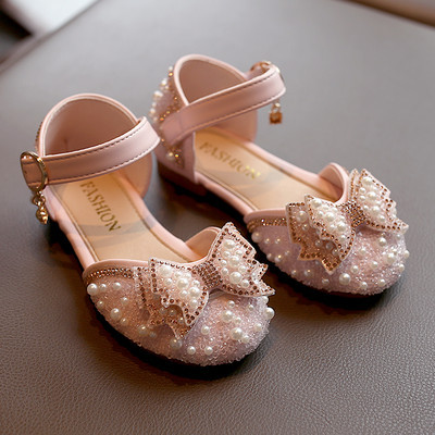 Bērnu slēgtas sandales ar pērlēm un dekoratīviem akmeņiem