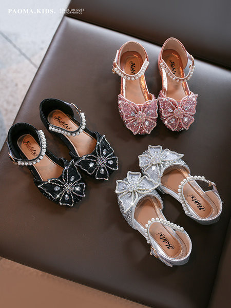Bērnu sandales ar 3D dekorācijas pērlēm un dekoratīviem akmeņiem
