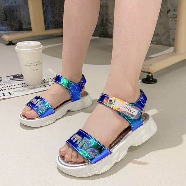 Bērnu sandales ar uzrakstu divās krāsās