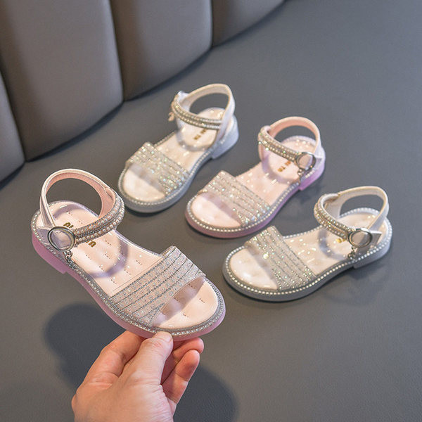 Bērnu sandales ar pērļu un sprādzes rotājumu
